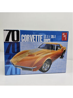 SEALED AMT 1970 Corvette LT-1 ZR-1 Coupe Model Kit 1/25 Scale AMT1097/12